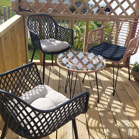 Luxe Chalet Met Gezellige Veranda 400 Meter Van Zee *