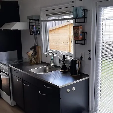 Luxe Chalet Met Gezellige Veranda 400 Meter Van Zee Kemping *
